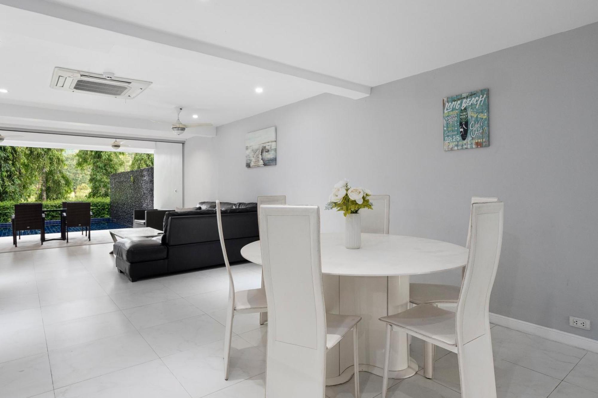 Hébergement de vacances 4 Bedrooms & Bathroom For Up To 12 Guests 7kms To Patong At The Fairways Golf *